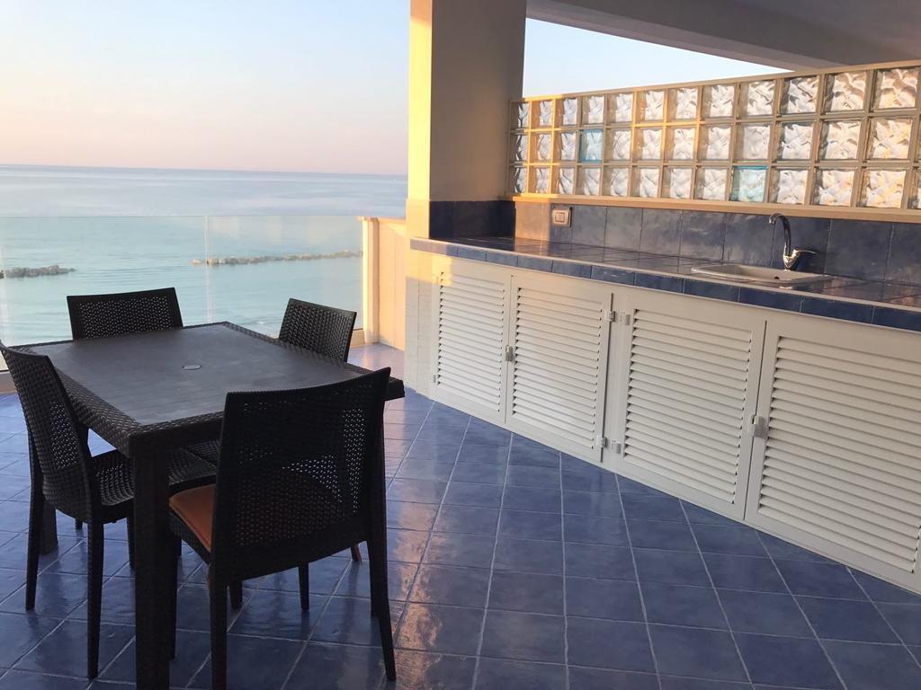 Apartment Sea View Termoli Zewnętrze zdjęcie